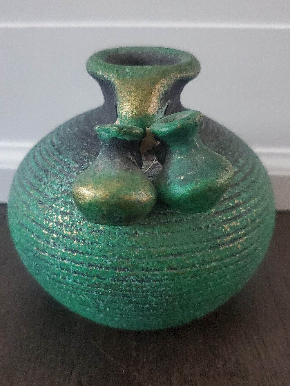 Green Gold Ribbed Textured Ceramic Bud Vase Vessel w/ Twin Dangling Miniatures